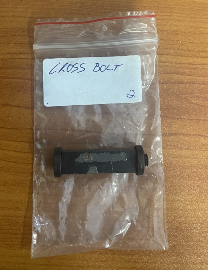 Stock Cross bolt